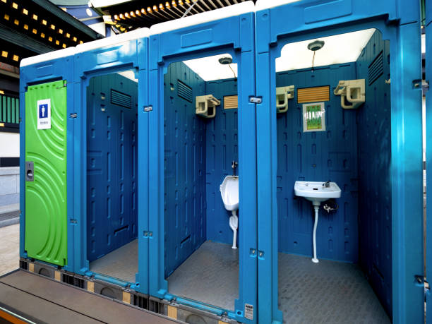 Best Construction site porta potty rental  in Fort Thompson, SD